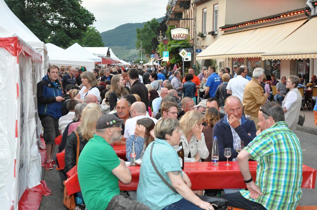 Hotel Gasthof Schuster Und Gaestehaus Ruedesheim am Rhein Exterior photo